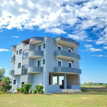 Grey Villa Голем Екстер'єр фото