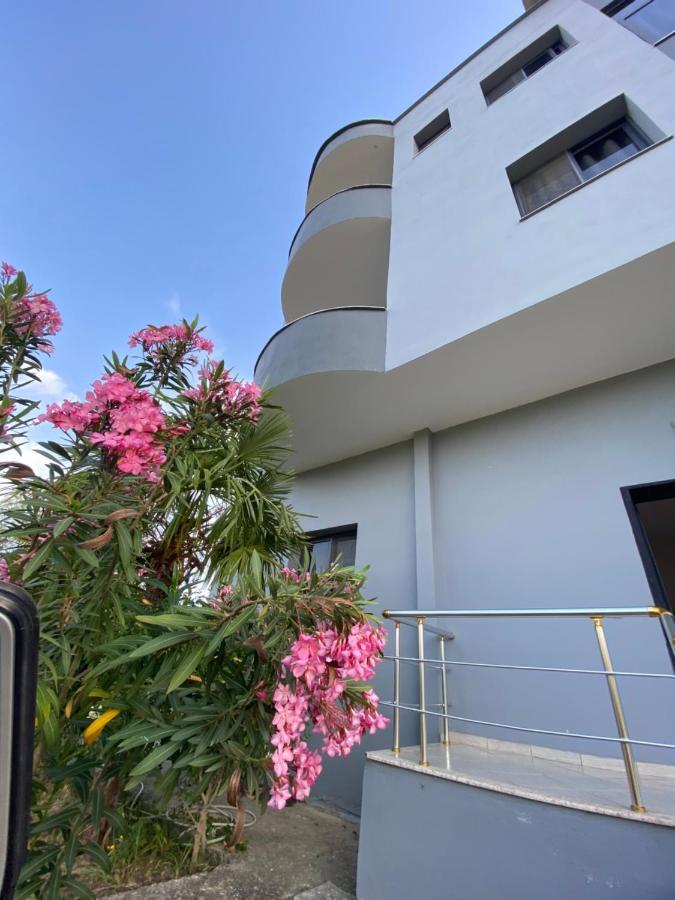 Grey Villa Голем Екстер'єр фото