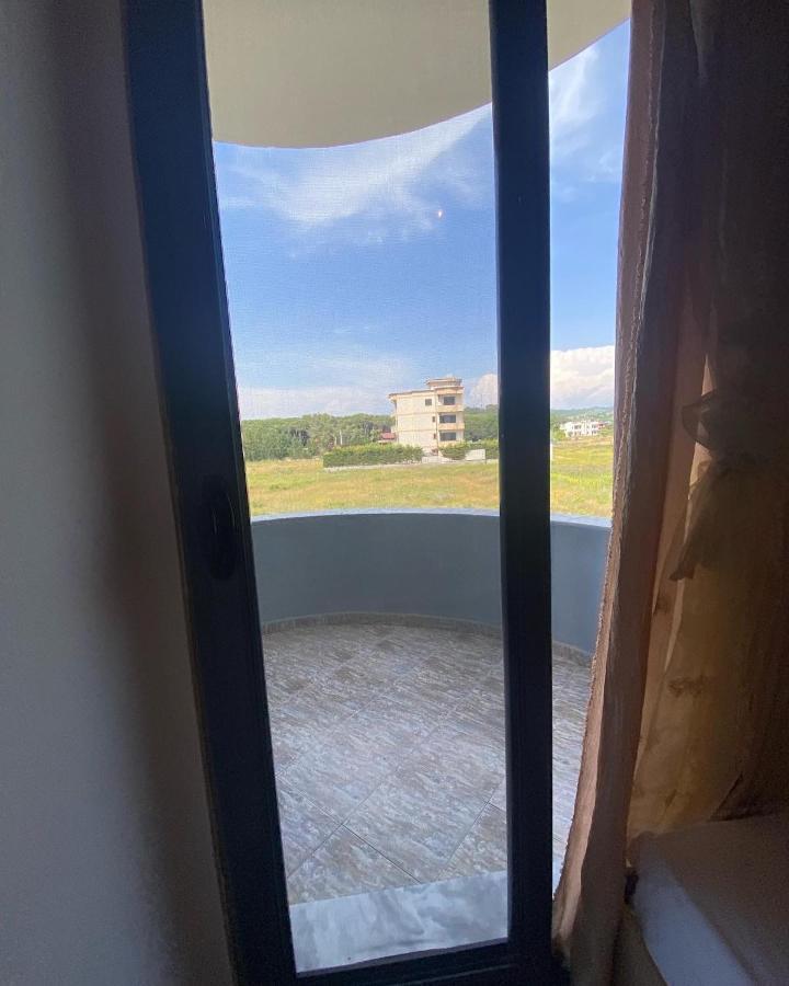 Grey Villa Голем Екстер'єр фото